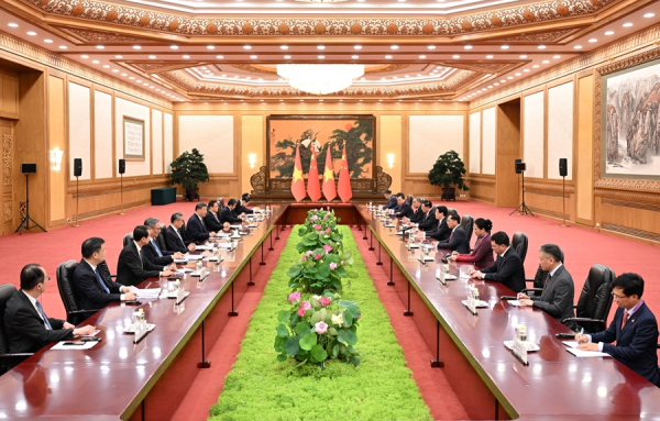 习会见越南900-2.jpg